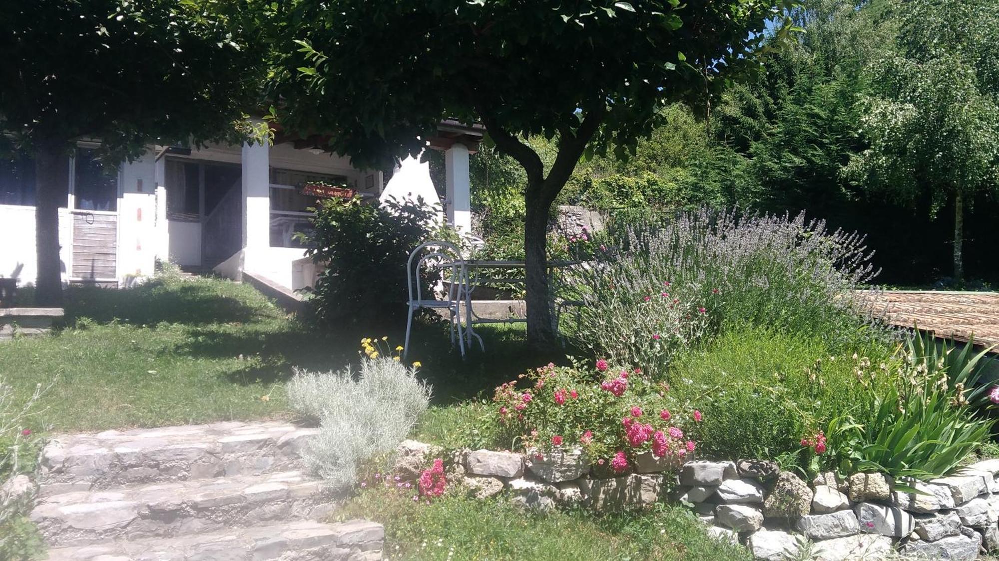 Bed And Breakfast Papillon Perledo Exterior photo